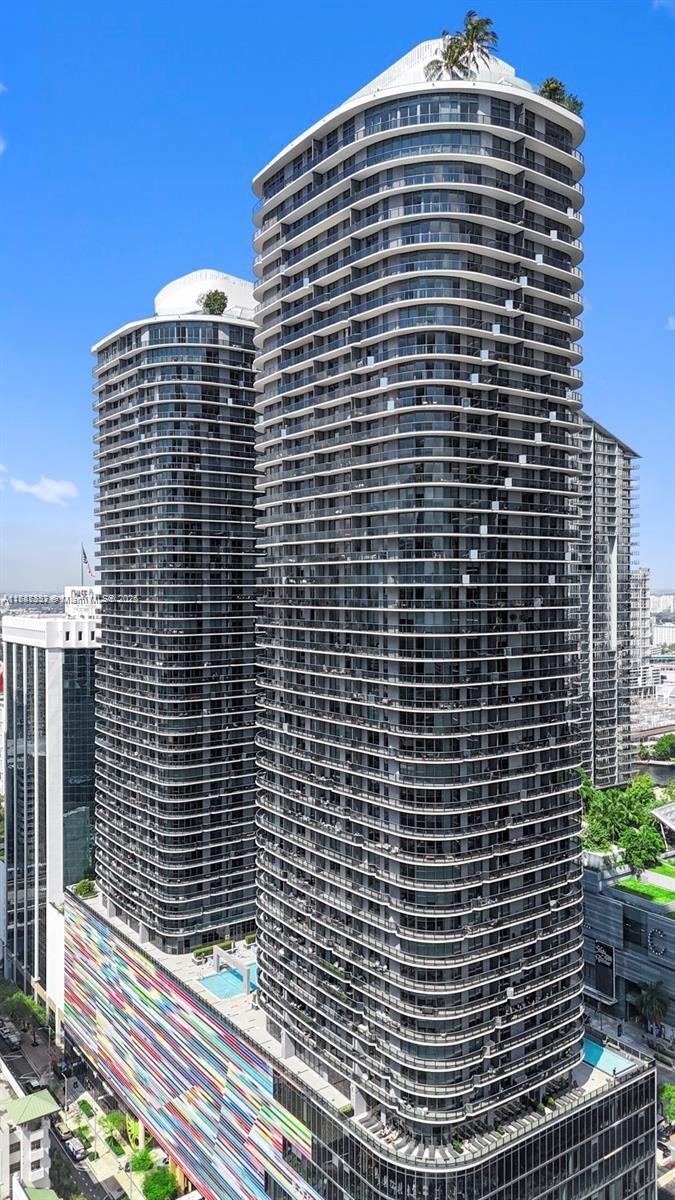 Property for Sale at 45 Sw 9th St 3306, Miami, Broward County, Florida - Bedrooms: 2 
Bathrooms: 2  - $887,000