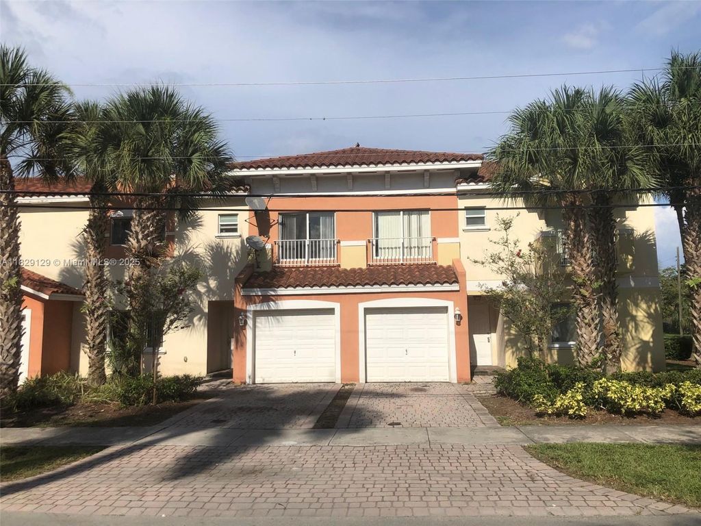 Photo of 202 NW 14th Ave #C-1, Fort Lauderdale, FL 33311 (MLS # A11829129)