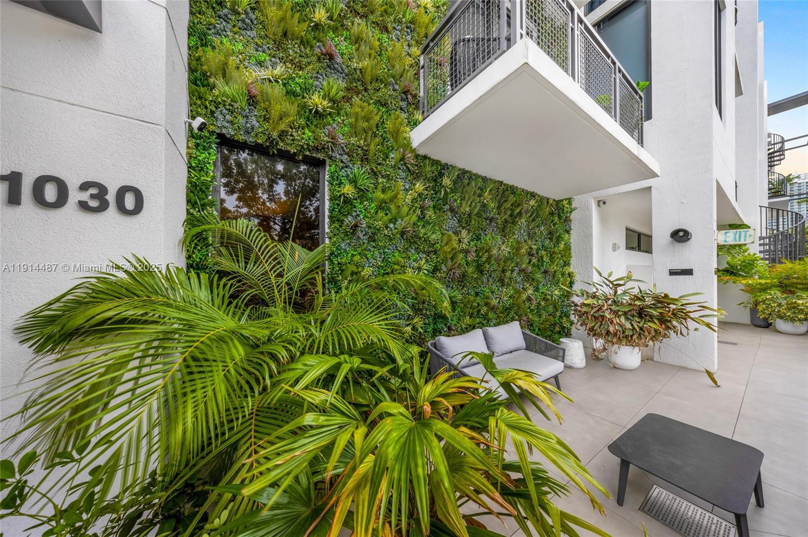 LINCOLN SUB - Residential