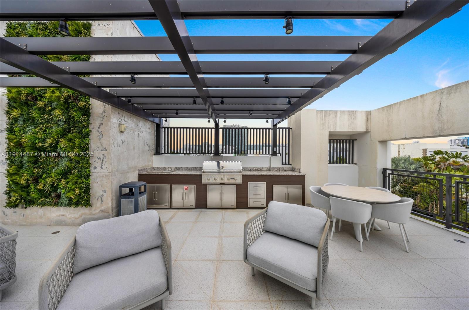 LINCOLN SUB - Residential