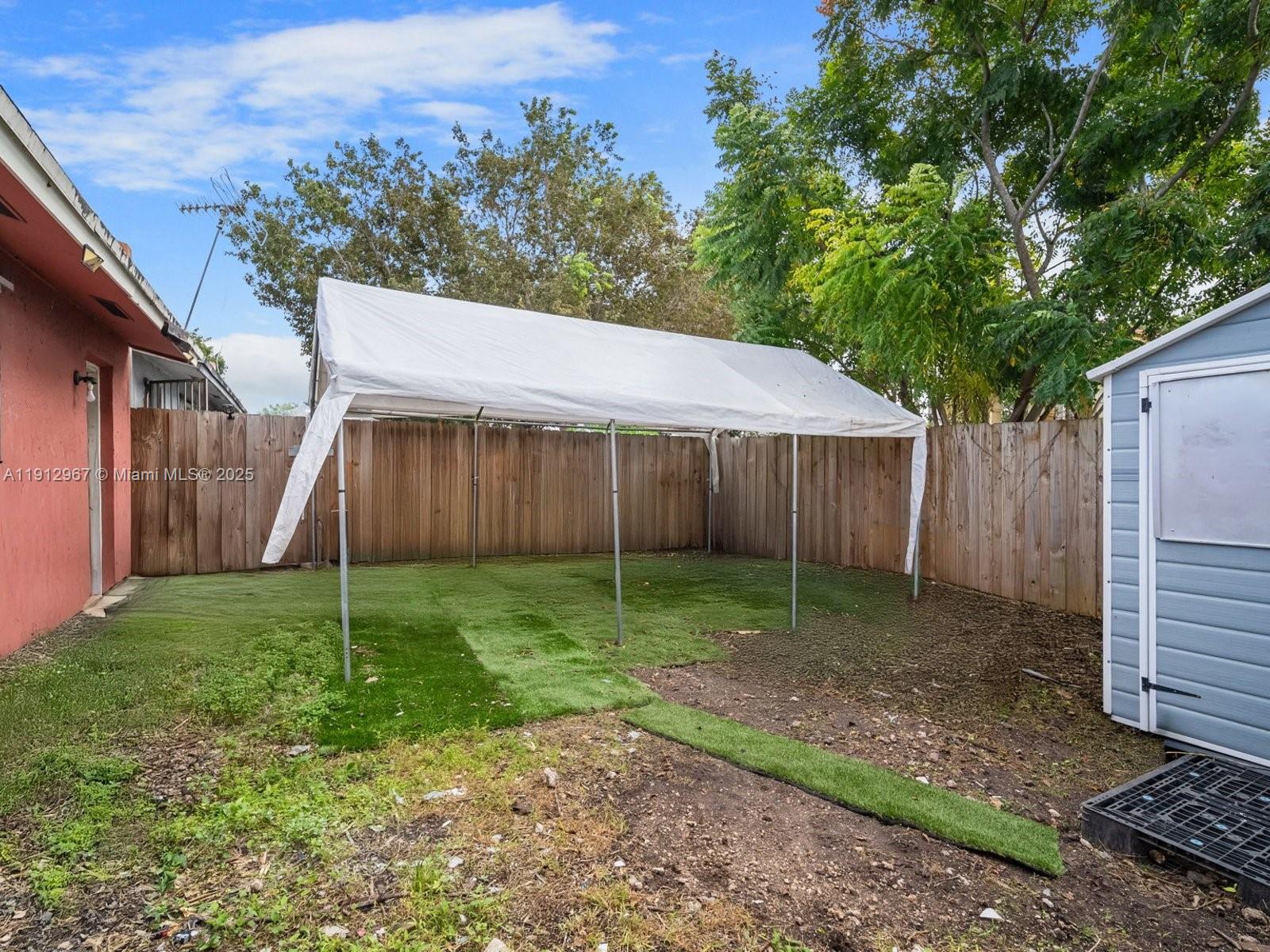 ESPLANADE - Residential