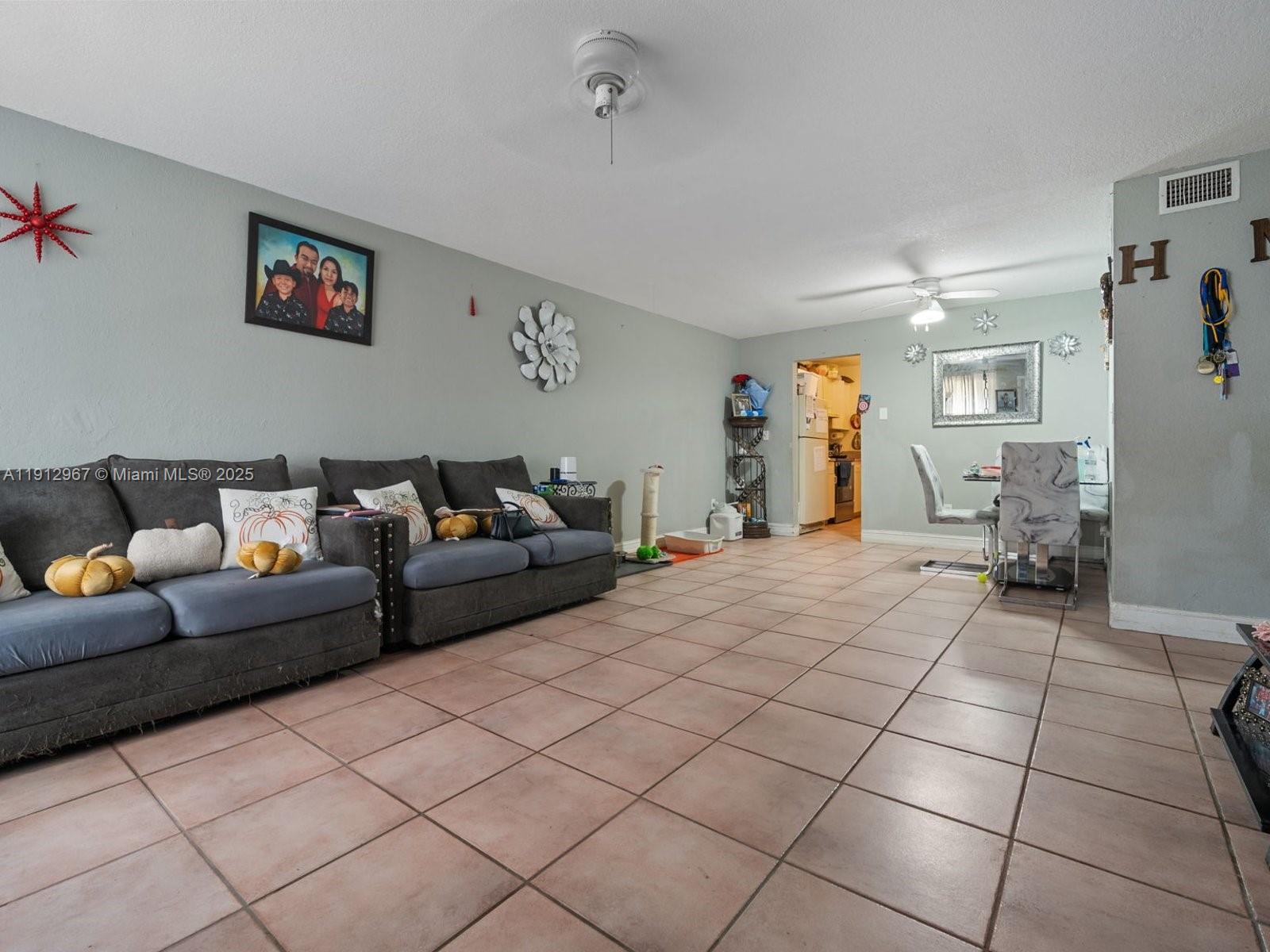 ESPLANADE - Residential