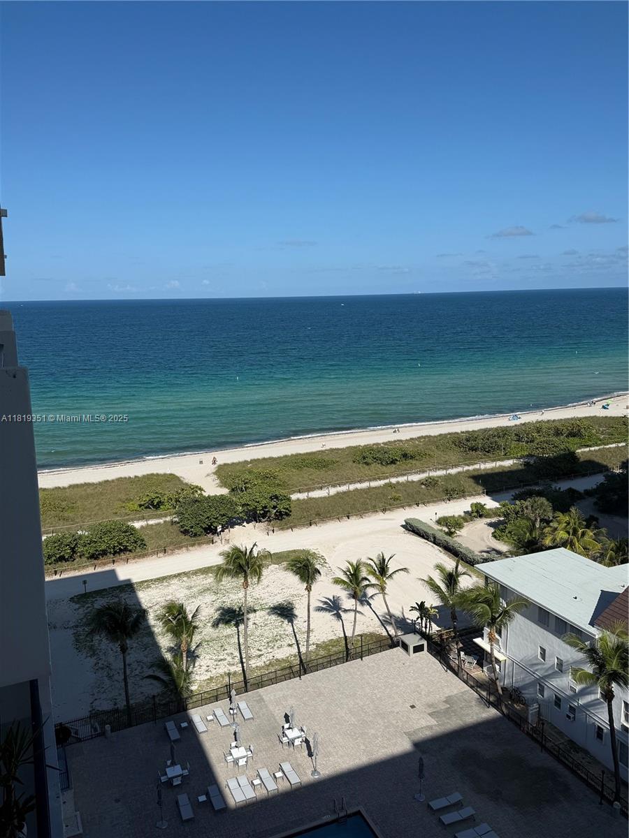 MANATEE CONDO - Residential