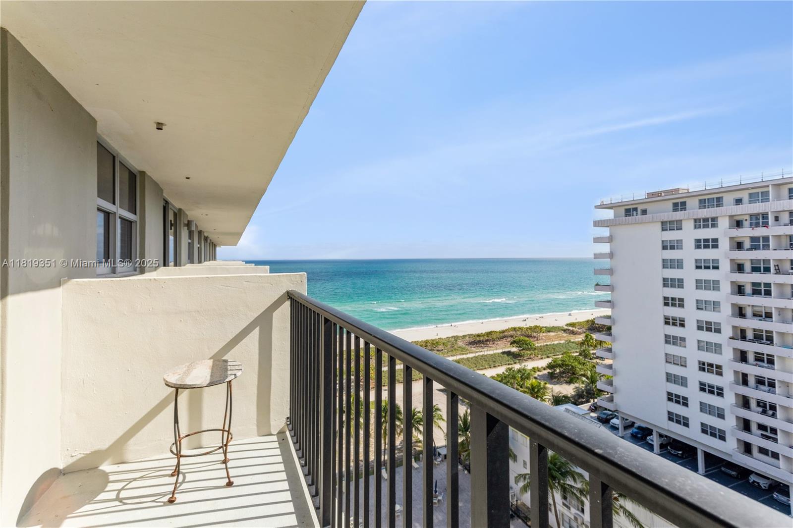 MANATEE CONDO - Residential