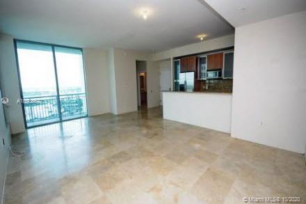 METROPOLIS I AT DADELAND - Residential