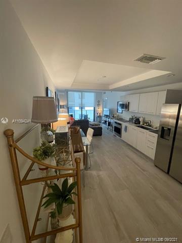 Located in the heart of Brickell, this impeccable unit has porcelain wood floors, Italian wood cabinets, Stainless Steel Appliances and amazing city views with blackout and window treatments. It’s a 1 Bed and 1 ½ Bathrooms
The Building has all the amenities you can think of: rooftop pool, well equipped SPA and Gym, business Center, Kids room, Cinema, game room, Social rooms and more.
The building is located 1 block from Brickell City Centre and Mary Brickell Village
Tenant Occupied, See Broker Remarks