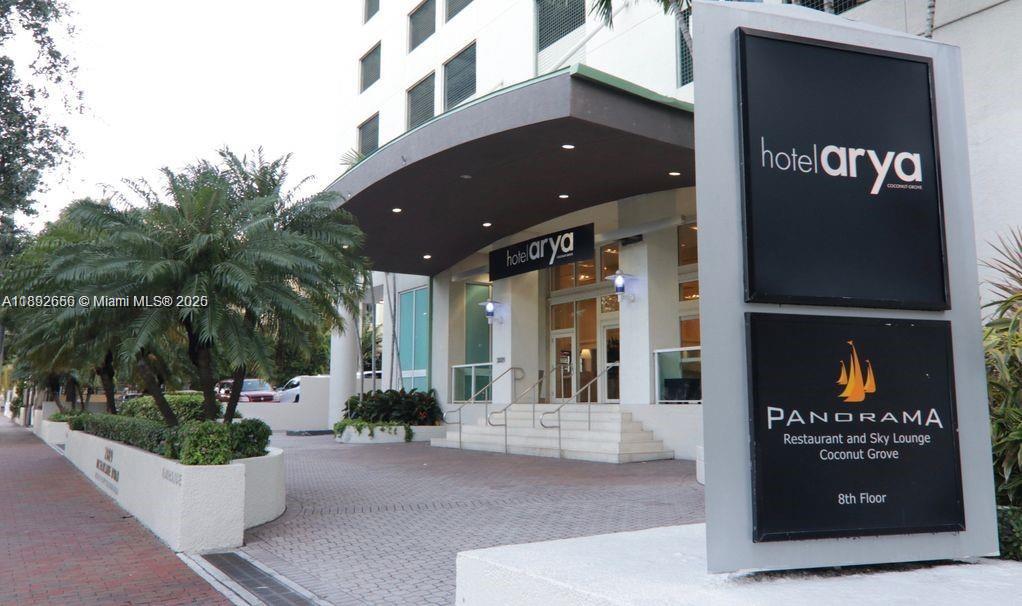 2889 Mcfarlane Rd 909