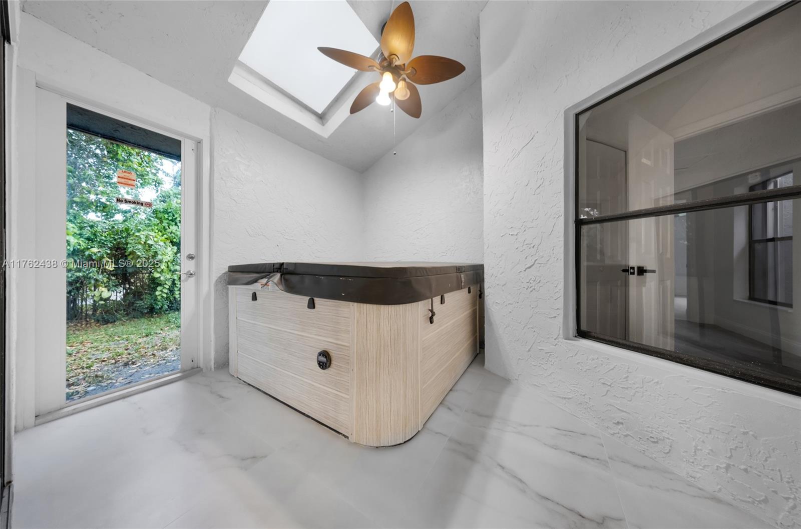 PINE RIDGE - Residential