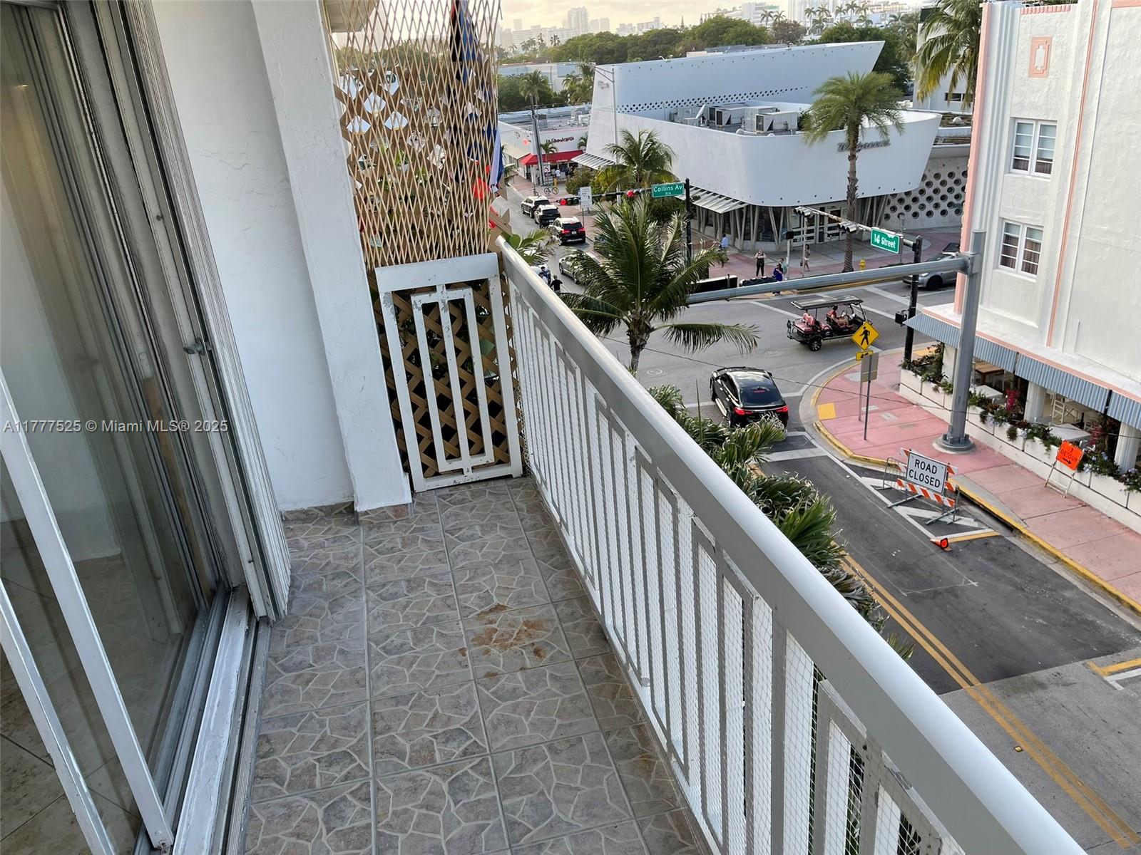 Rental Property at 1357 Collins Ave D3, Miami Beach, Miami-Dade County, Florida - Bedrooms: 1 
Bathrooms: 1  - $3,000 MO.