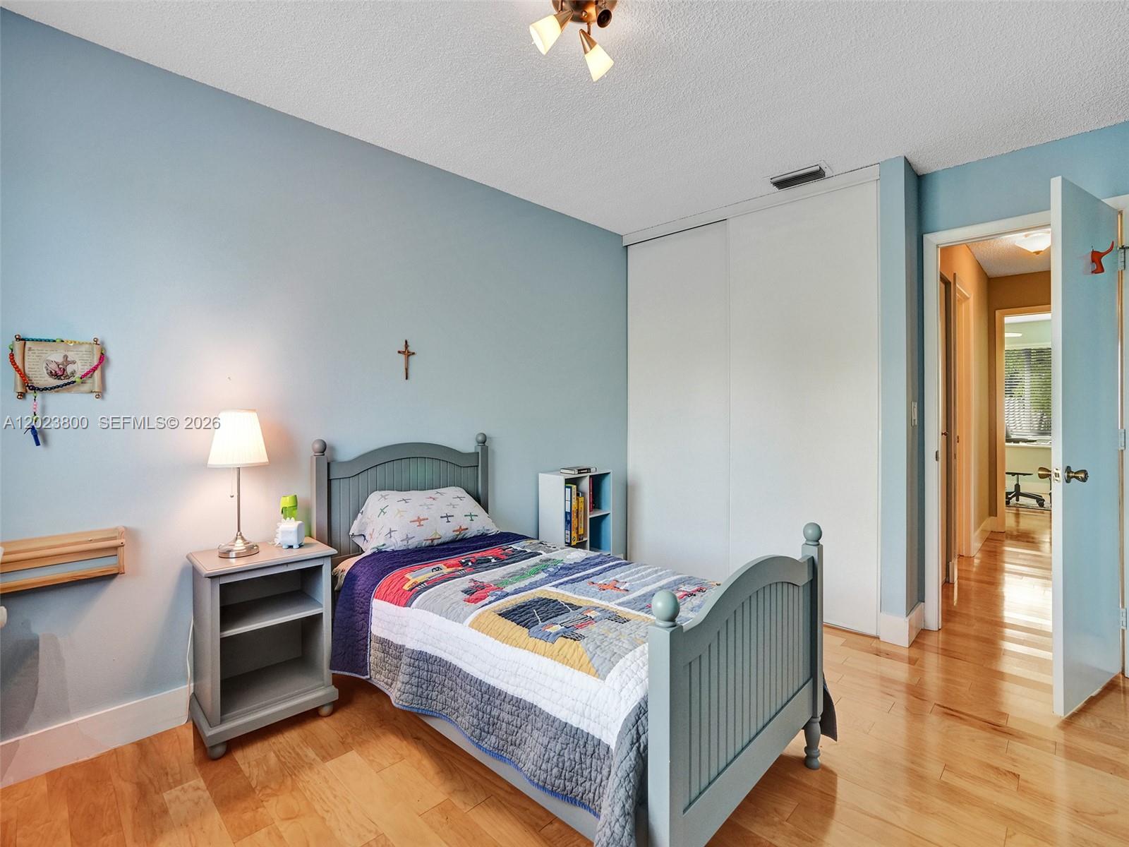 TOWNGATE - Residential Lease