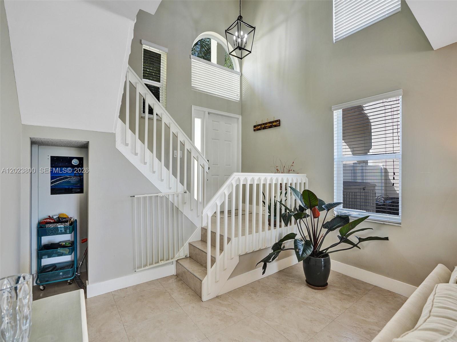 TOWNGATE - Residential Lease