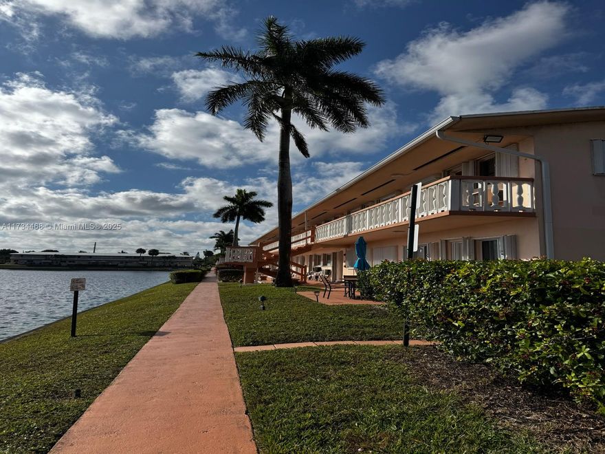 Top -Floor furnished 1-bedroom co-op in Hallandale Beach with serene lake and fountain views!
 Turkey , with impact windows and shutters , private terrace access for all owners  with BBQ and located in active 55+ community .Amenities include a clubhouse gym , library , and heated pool , 
CASH BUYERS ONLY :rental allowed after 1 year of ownership  ( seasonal lease ) 
Don't miss this peaceful retreat !