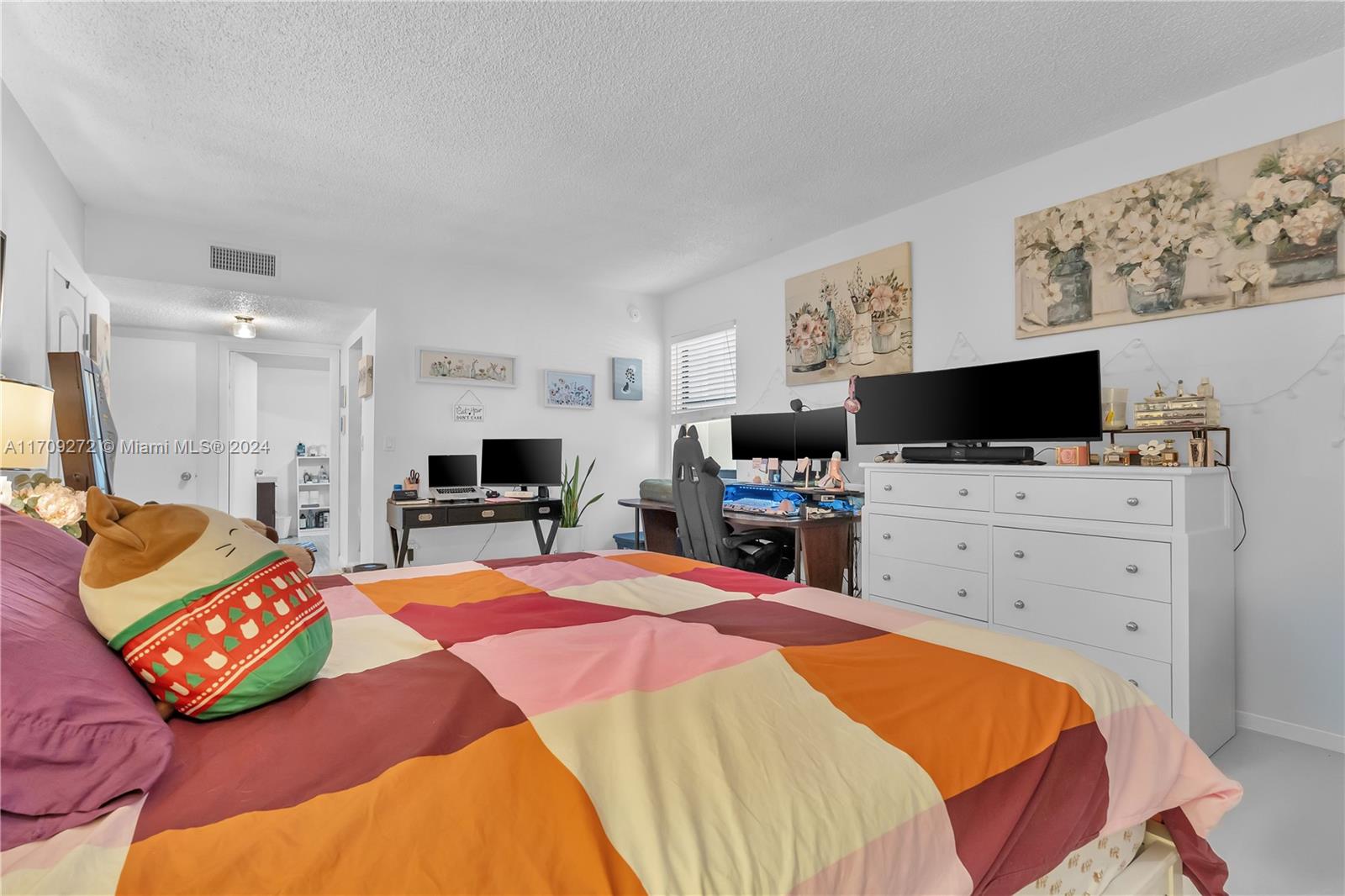 SUMMERTREE VILG CALIF CL - Residential