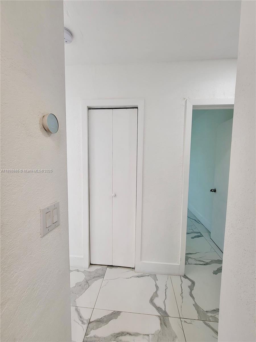 CORAL WAY VILLAGE SEC A P - Residential Lease