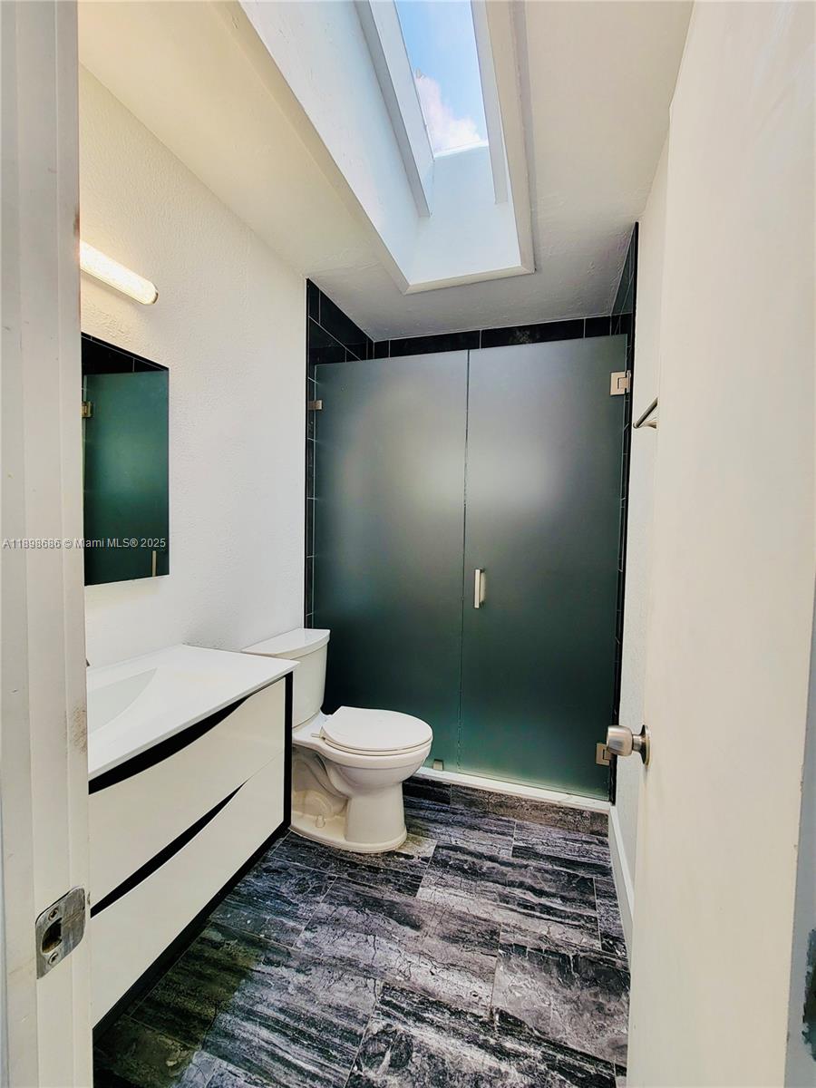 CORAL WAY VILLAGE SEC A P - Residential Lease