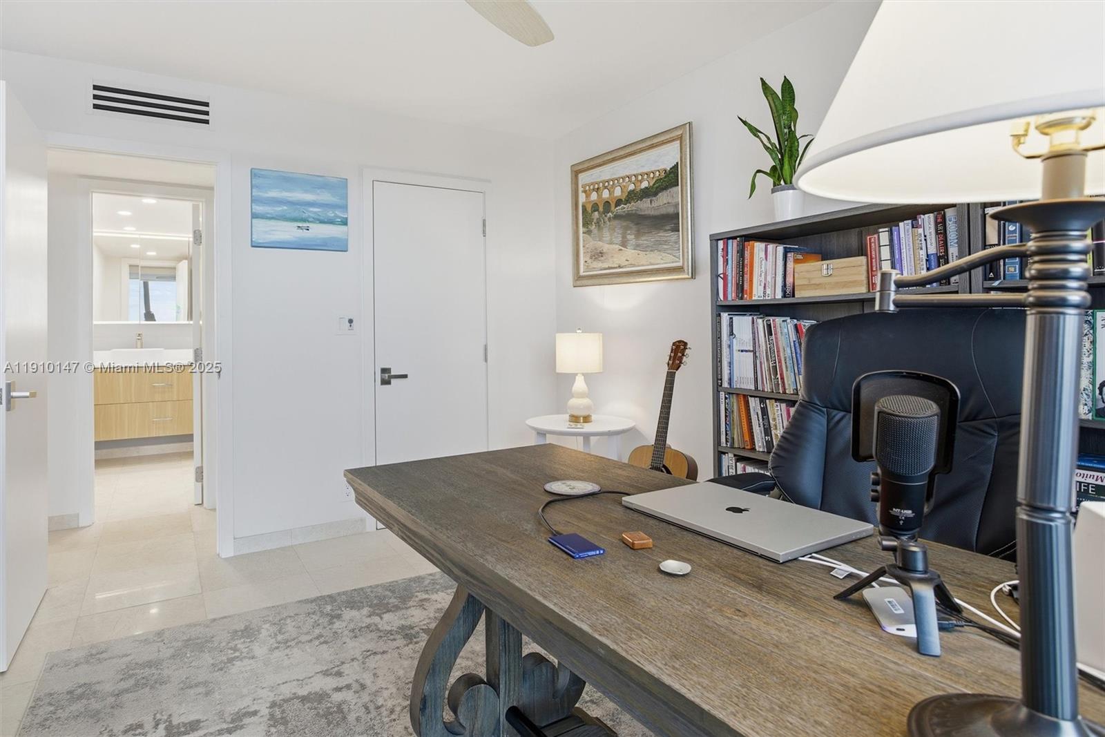 MIRASOL OCEAN TOWERS COND - Residential