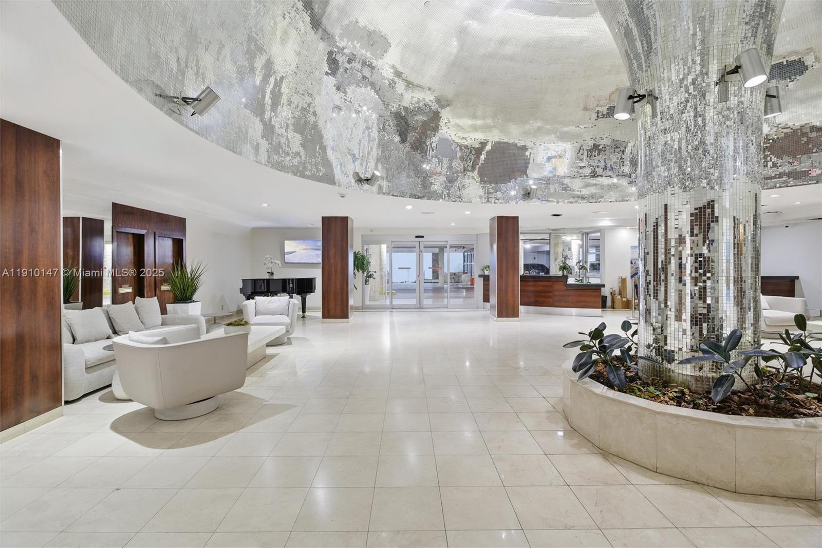 MIRASOL OCEAN TOWERS COND - Residential