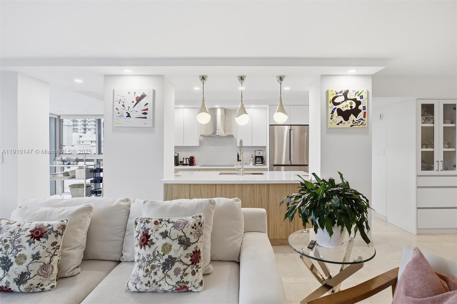 MIRASOL OCEAN TOWERS COND - Residential