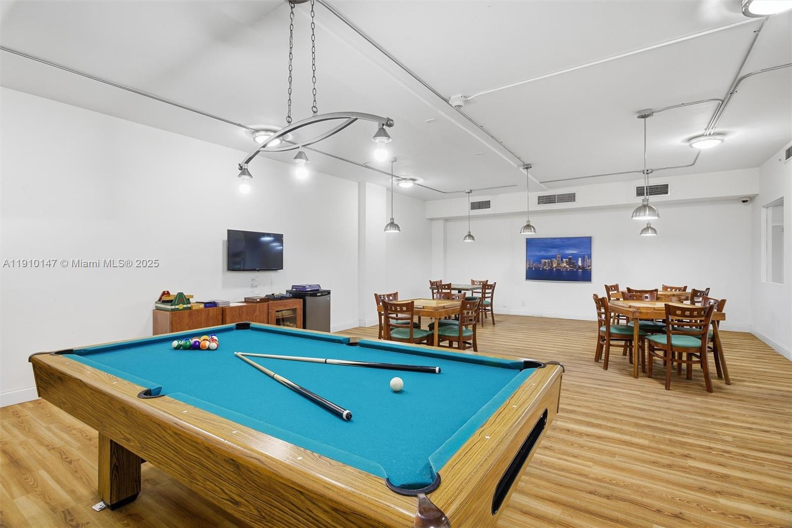 MIRASOL OCEAN TOWERS COND - Residential