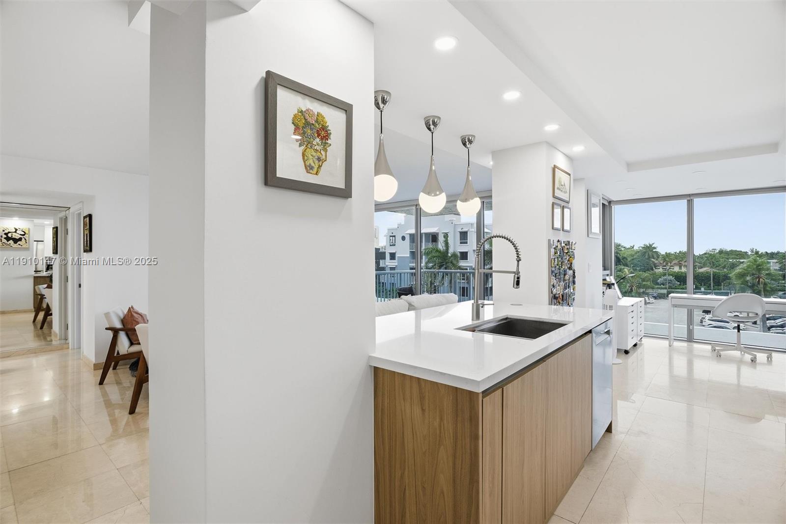 MIRASOL OCEAN TOWERS COND - Residential