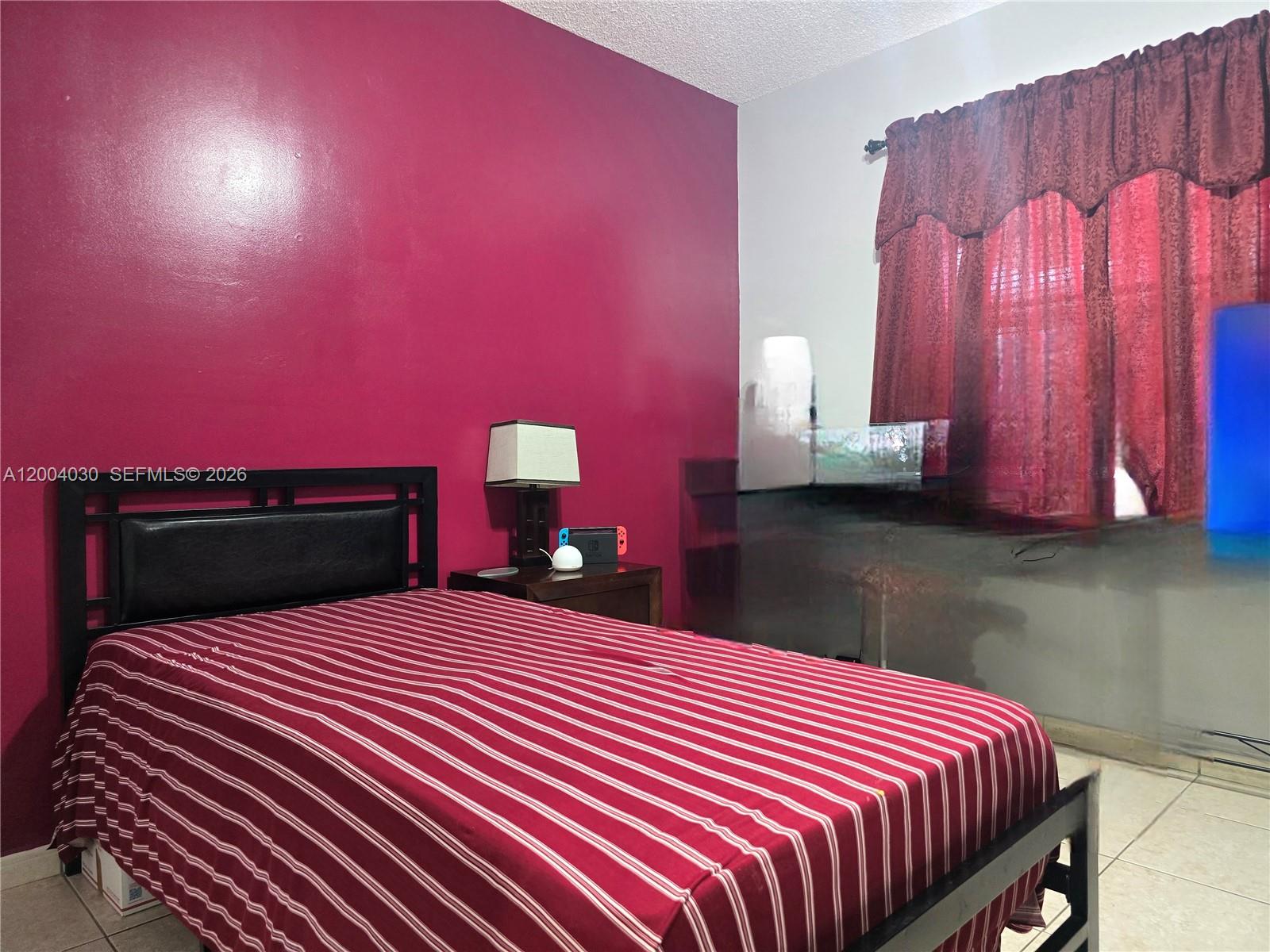 LES FONTAINES CONDO - Residential