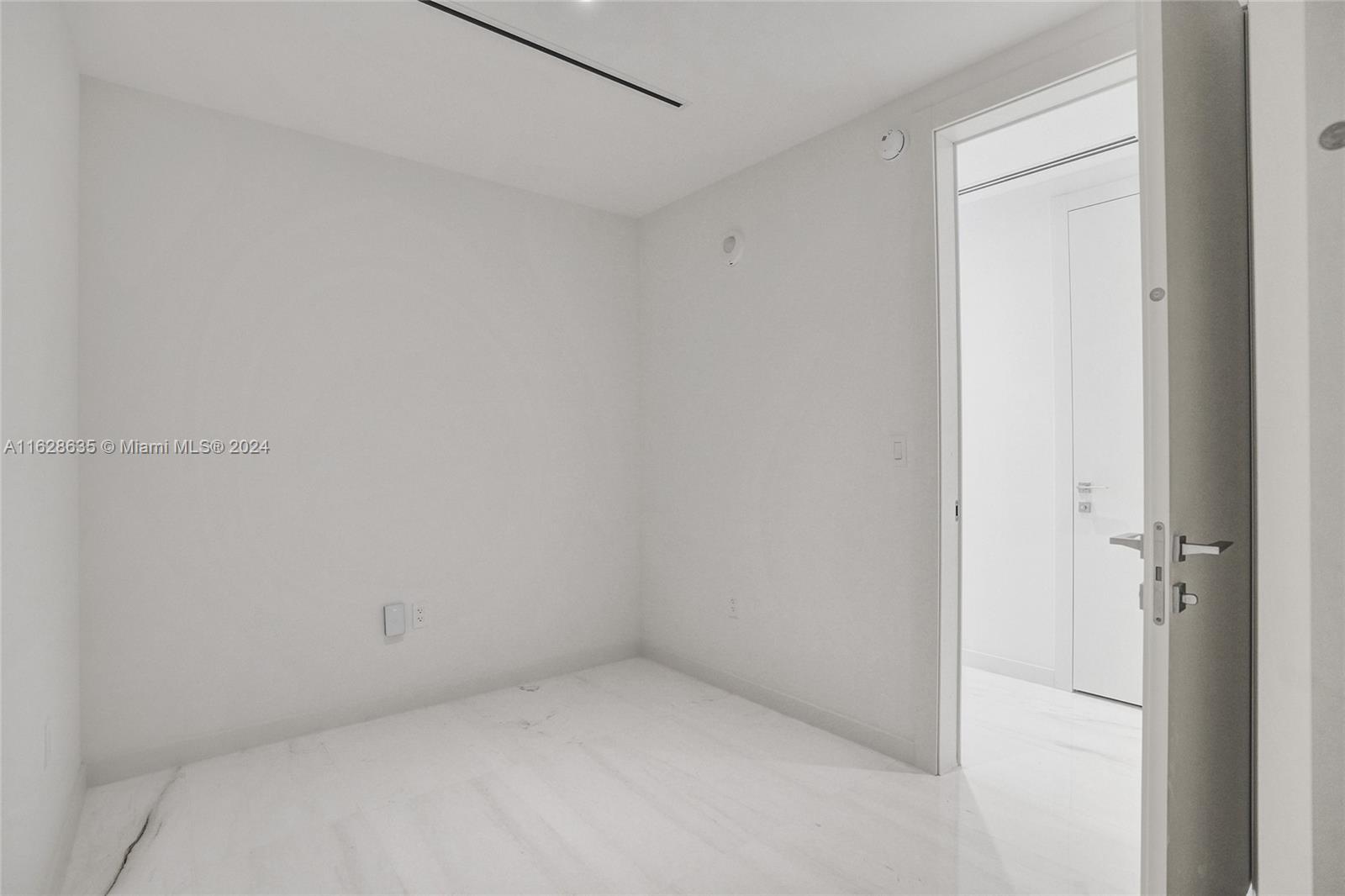 300 Biscayne Boulevard Way - Residential