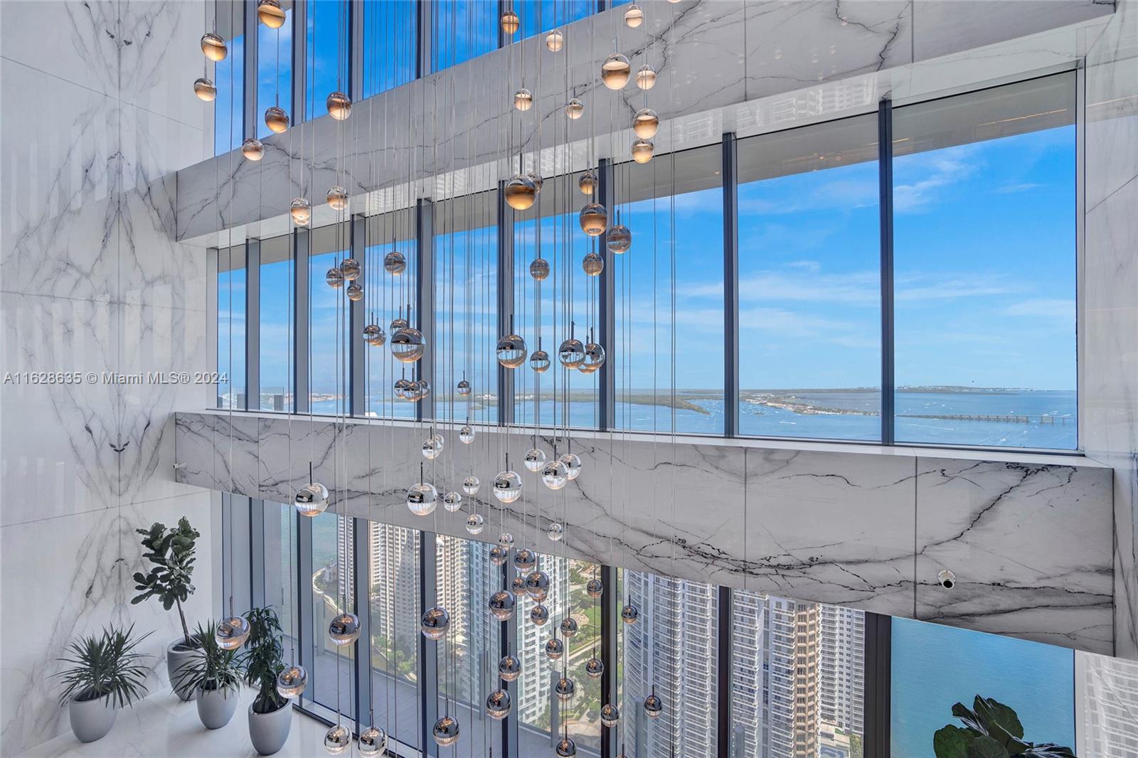 300 Biscayne Boulevard Way - Residential