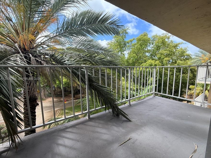 Beautiful and Very Spacious One Bedroom and 1.5 Baths conveniently located in North Miami. Close to Barry University, FIU, Bal Harbor Shops and the Beaches. Unit is very well maintained with tile floors and updated bathrooms and kitchen. Community is quite and includes Laundry facilities, pool and gym.