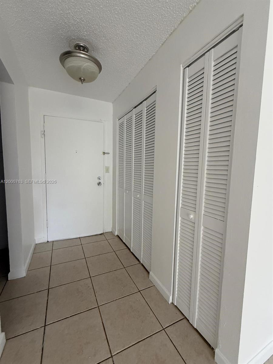 BAYVIEW PALMS CONDO - Residential Lease