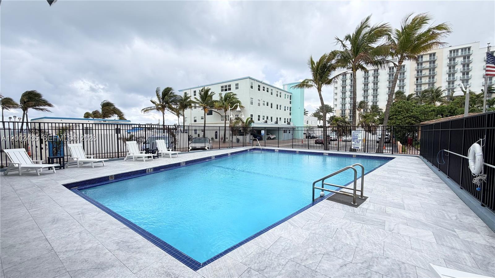 BEACH TERRACE RESORT COND - Residential