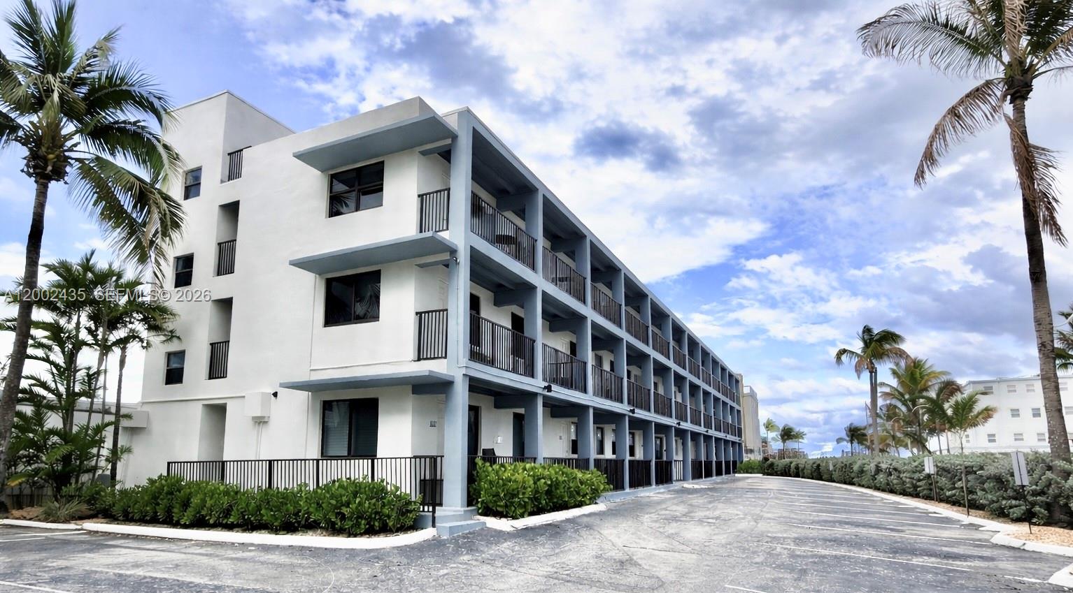 BEACH TERRACE RESORT COND - Residential