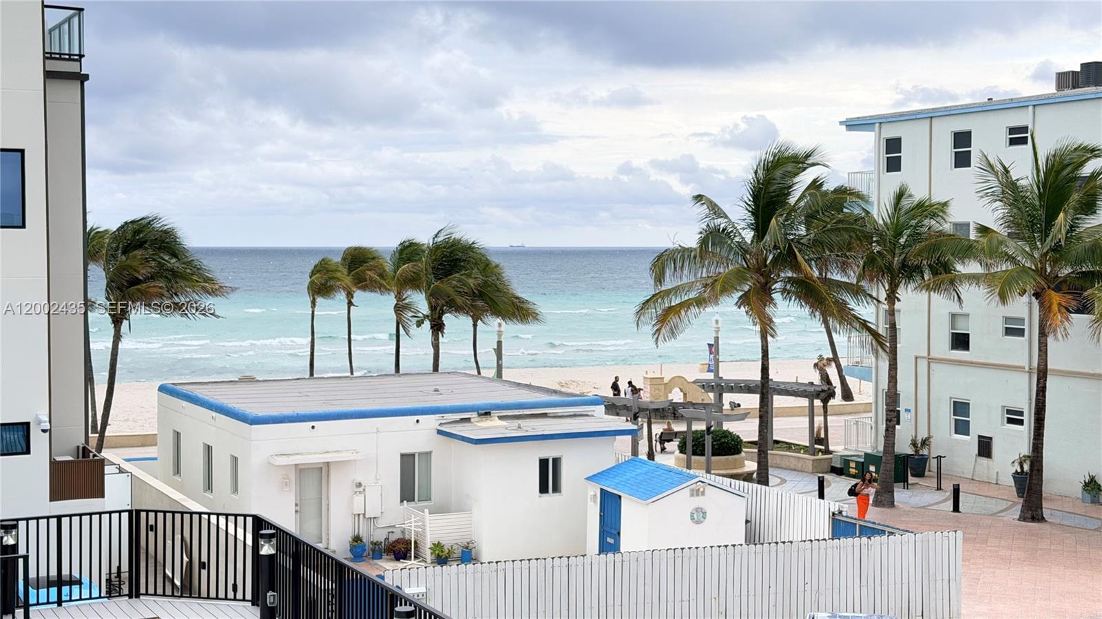 BEACH TERRACE RESORT COND - Residential