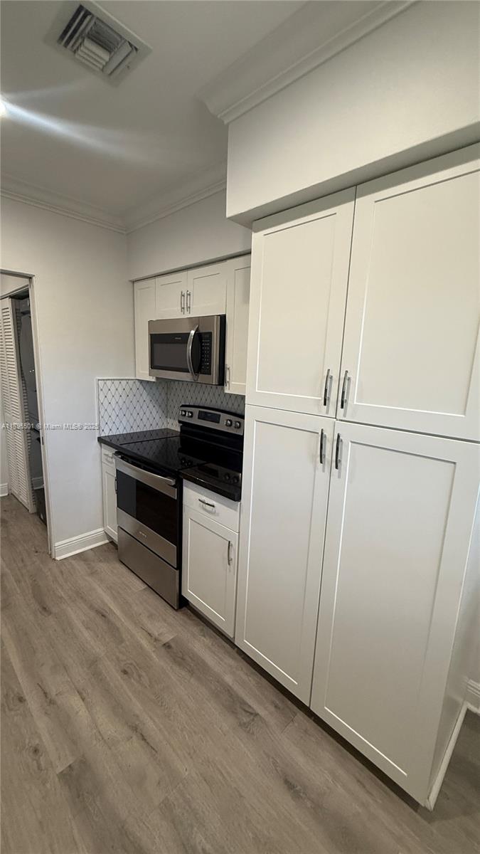 C G RIVIERA SEC PART 4 - Residential Lease