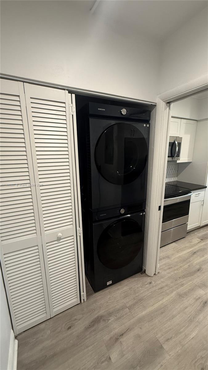 C G RIVIERA SEC PART 4 - Residential Lease