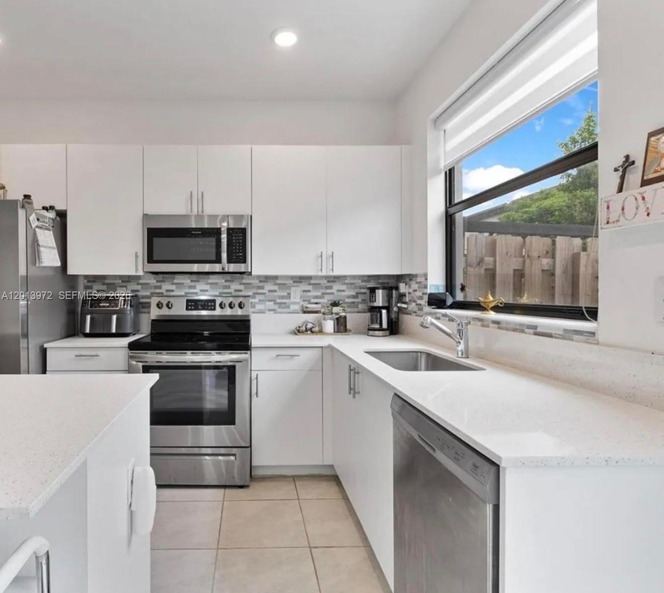 PINE ISLE - Residential Lease