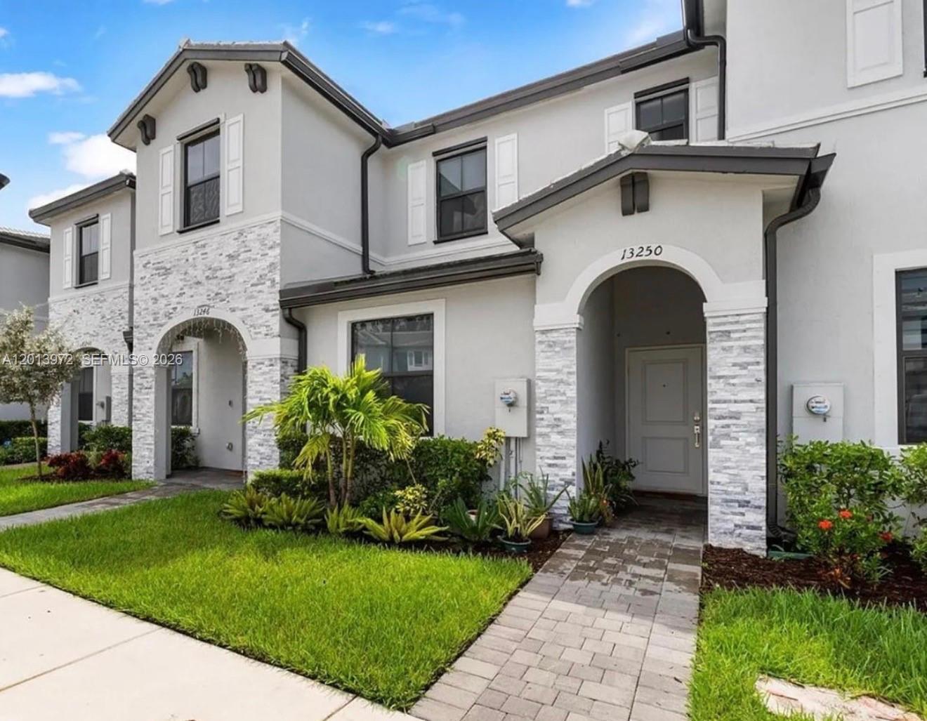 PINE ISLE - Residential Lease