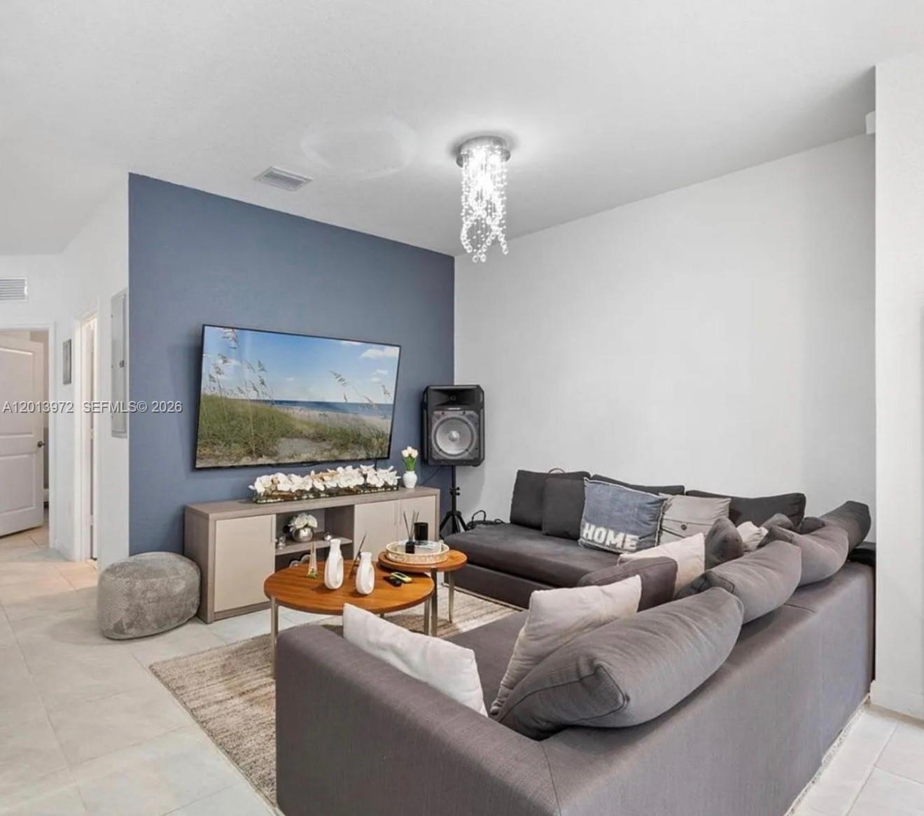 PINE ISLE - Residential Lease