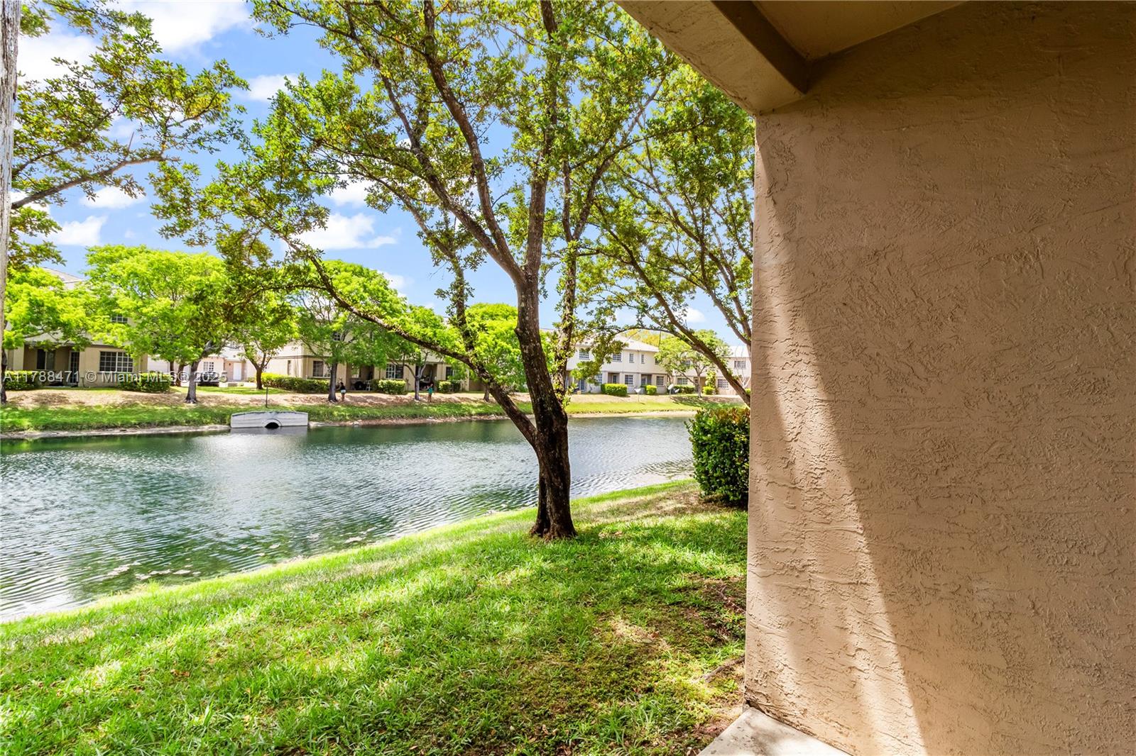 1209 Abaco Ln