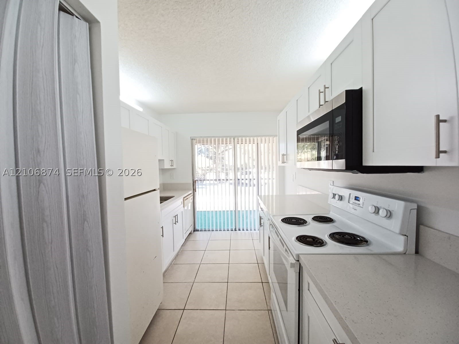 2800 Riverside Dr 102-1