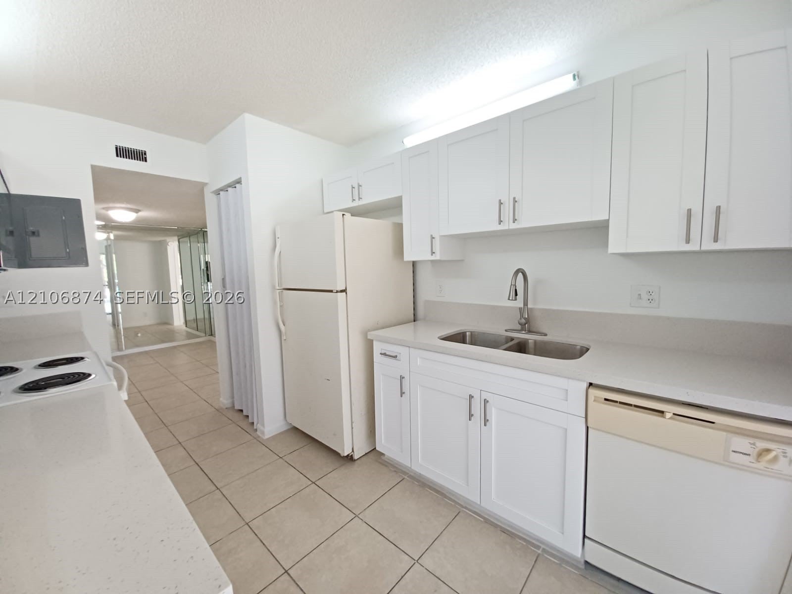 2800 Riverside Dr 102-1
