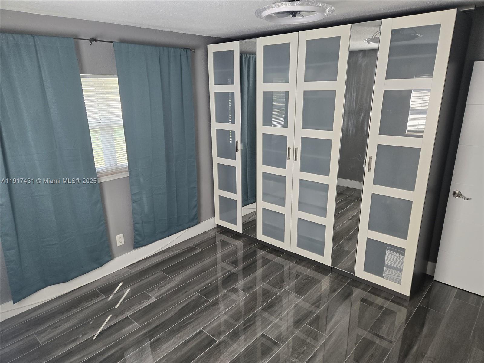 BOYNTON RIDGE - Residential Lease