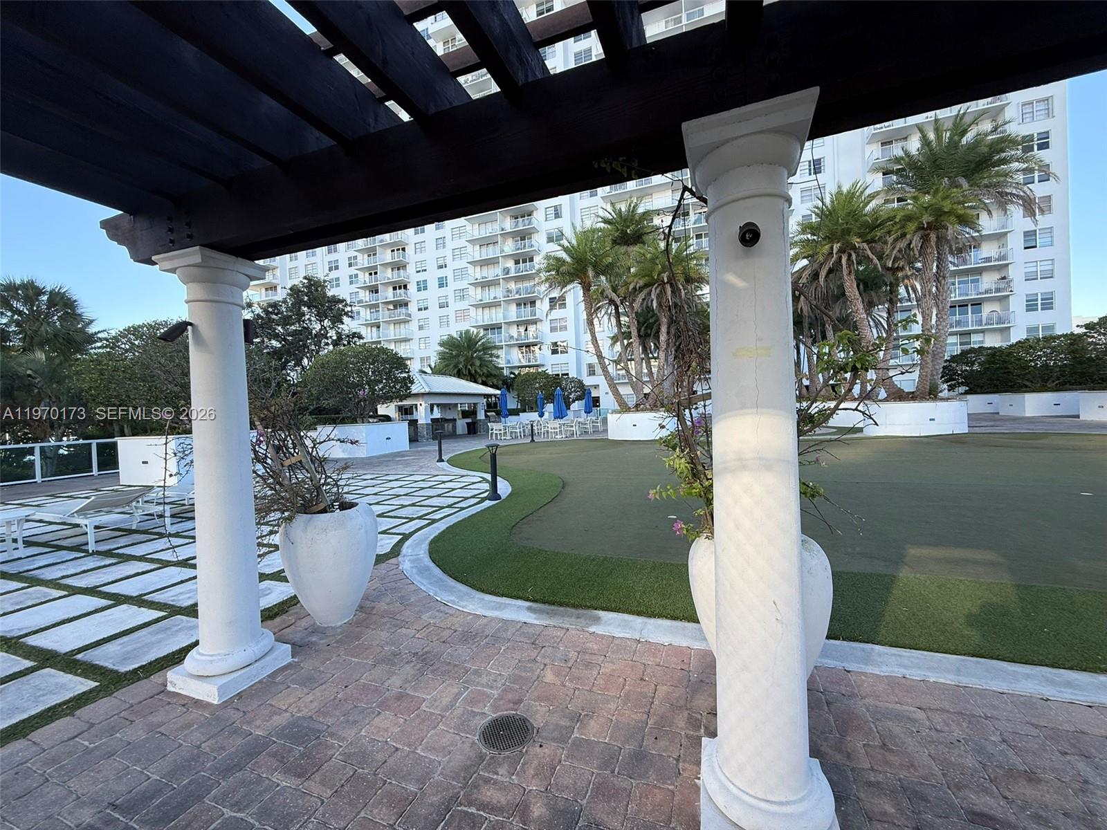 ADMIRALS PORT CONDO WEST - Residential