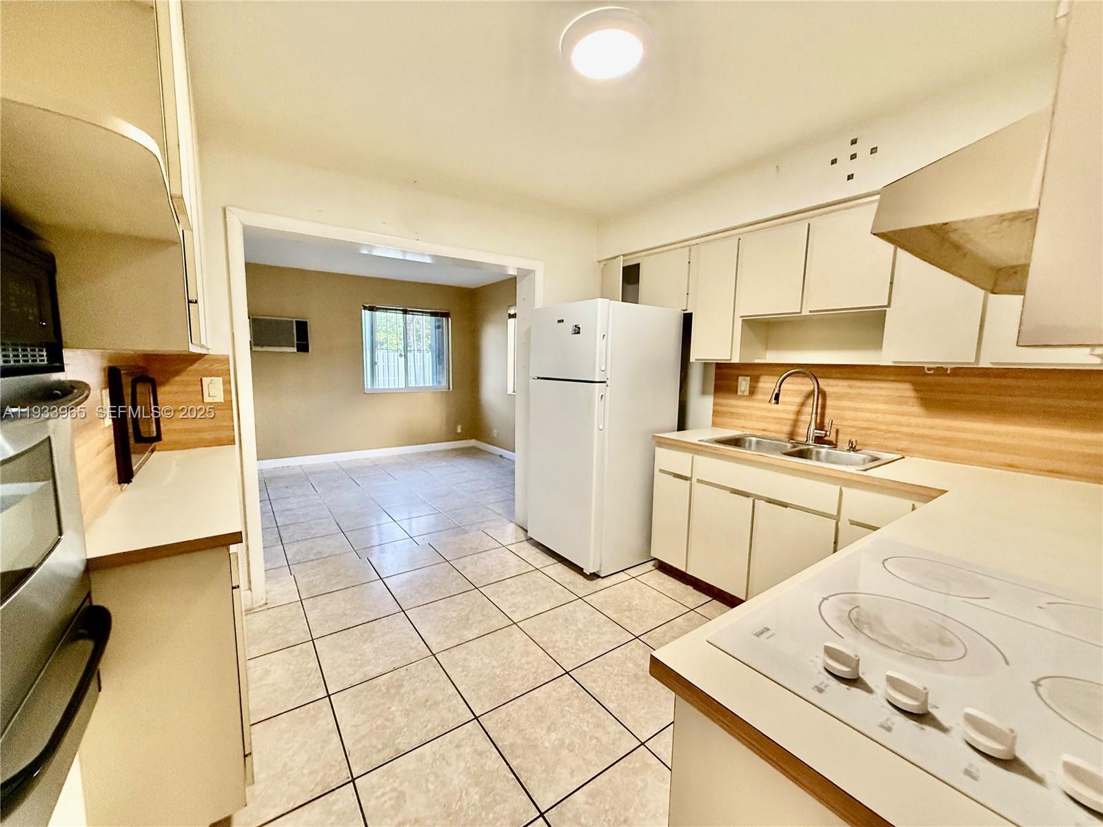 IDEAL HOMES SUB NO 8 - Residential