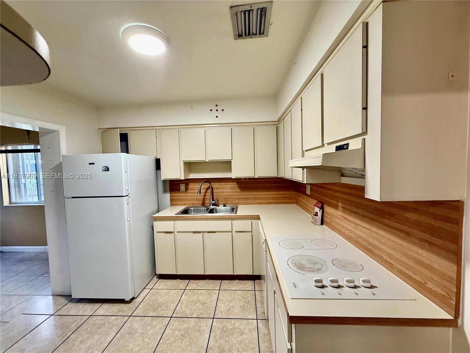 IDEAL HOMES SUB NO 8 - Residential