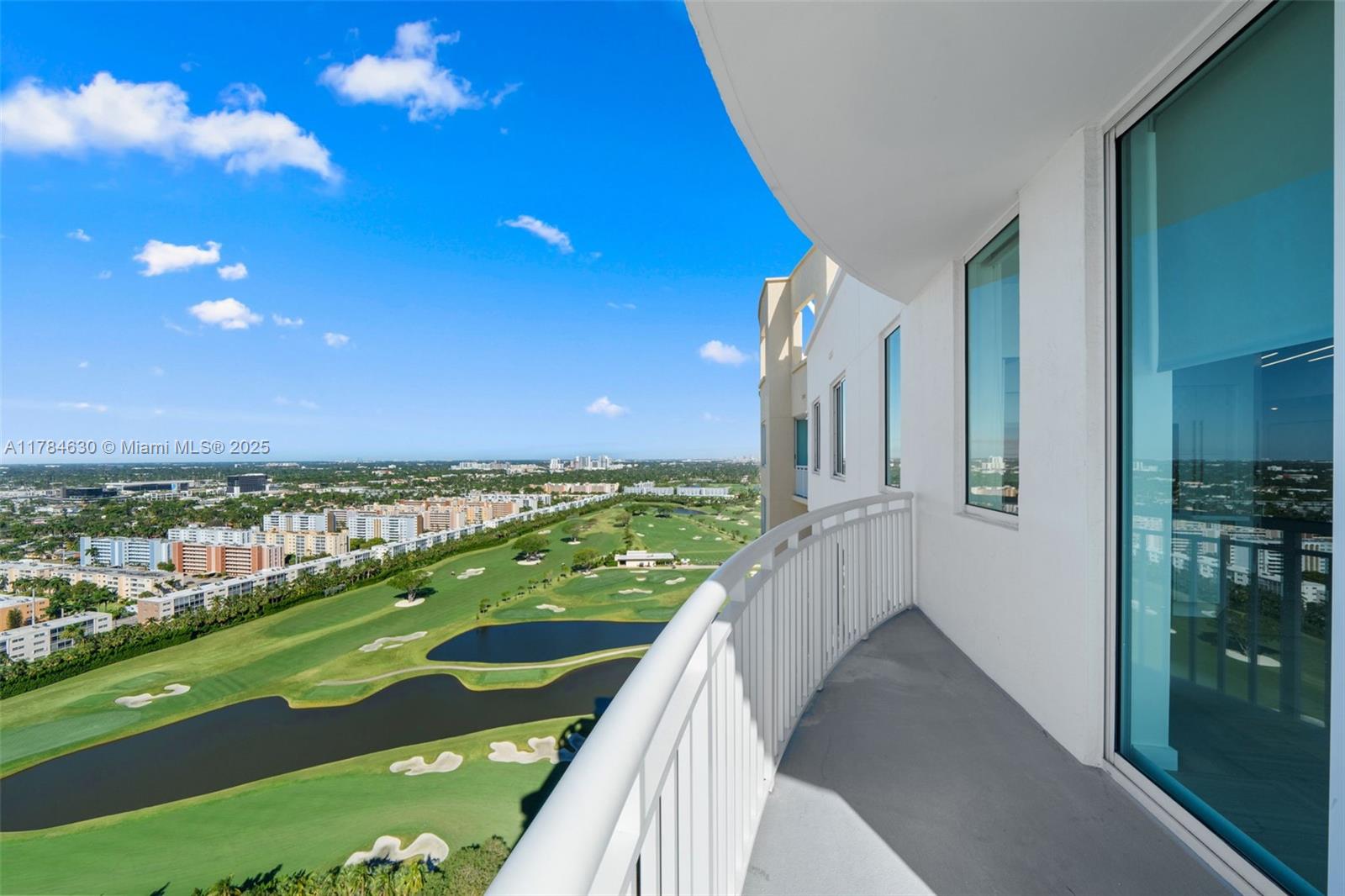 1745 E Hallandale Beach Blvd PH05W