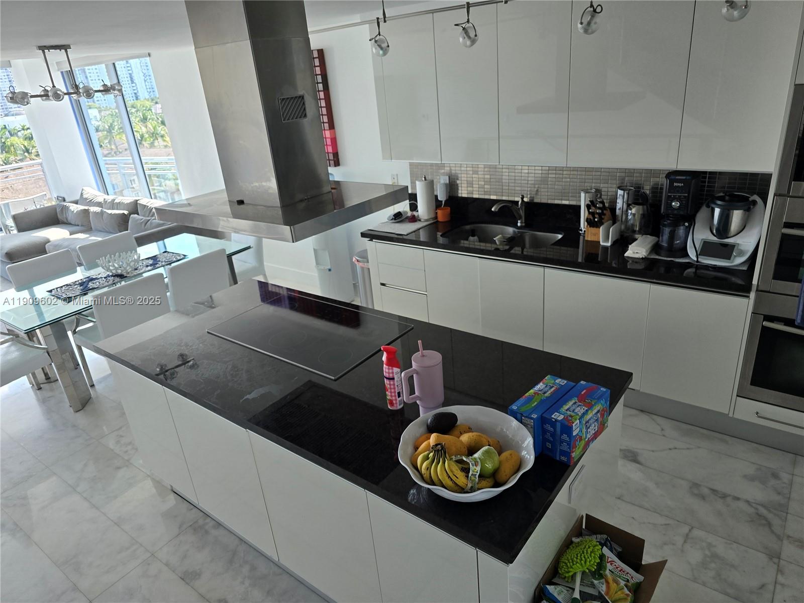 ARTECH RESIDENCES AT AVEN - Residential