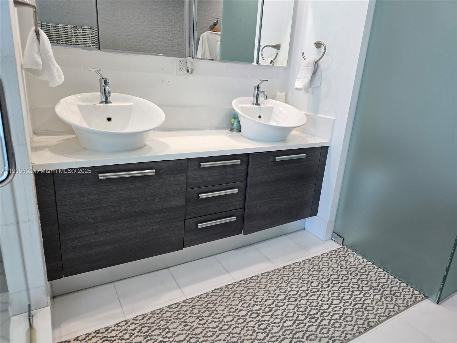 ARTECH RESIDENCES AT AVEN - Residential