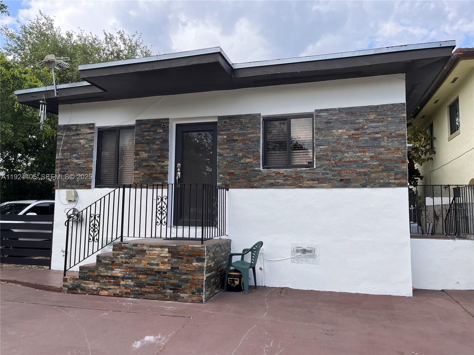 BUENA VISTA HEIGHTS ADDN - Residential Income