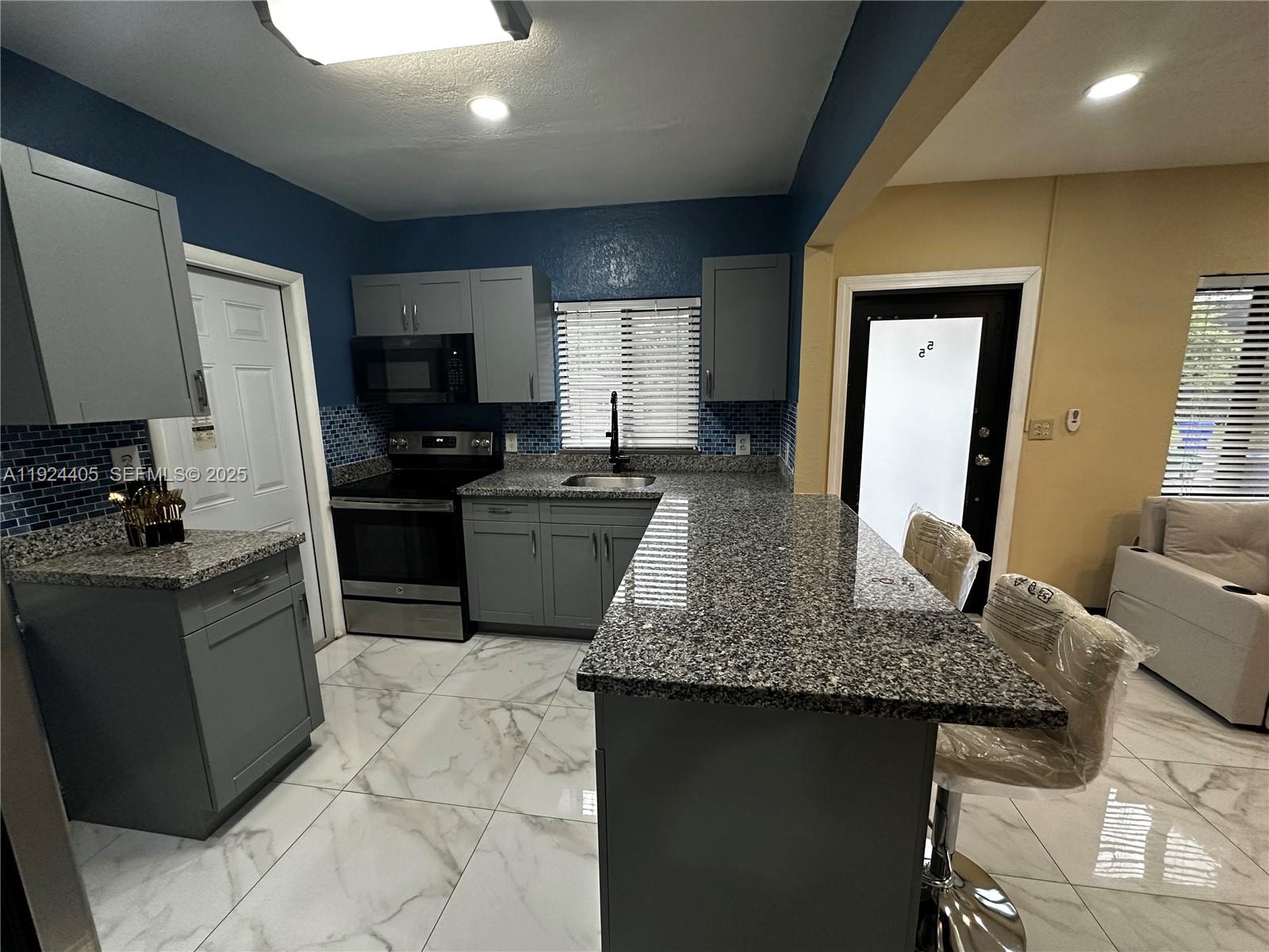 BUENA VISTA HEIGHTS ADDN - Residential Income