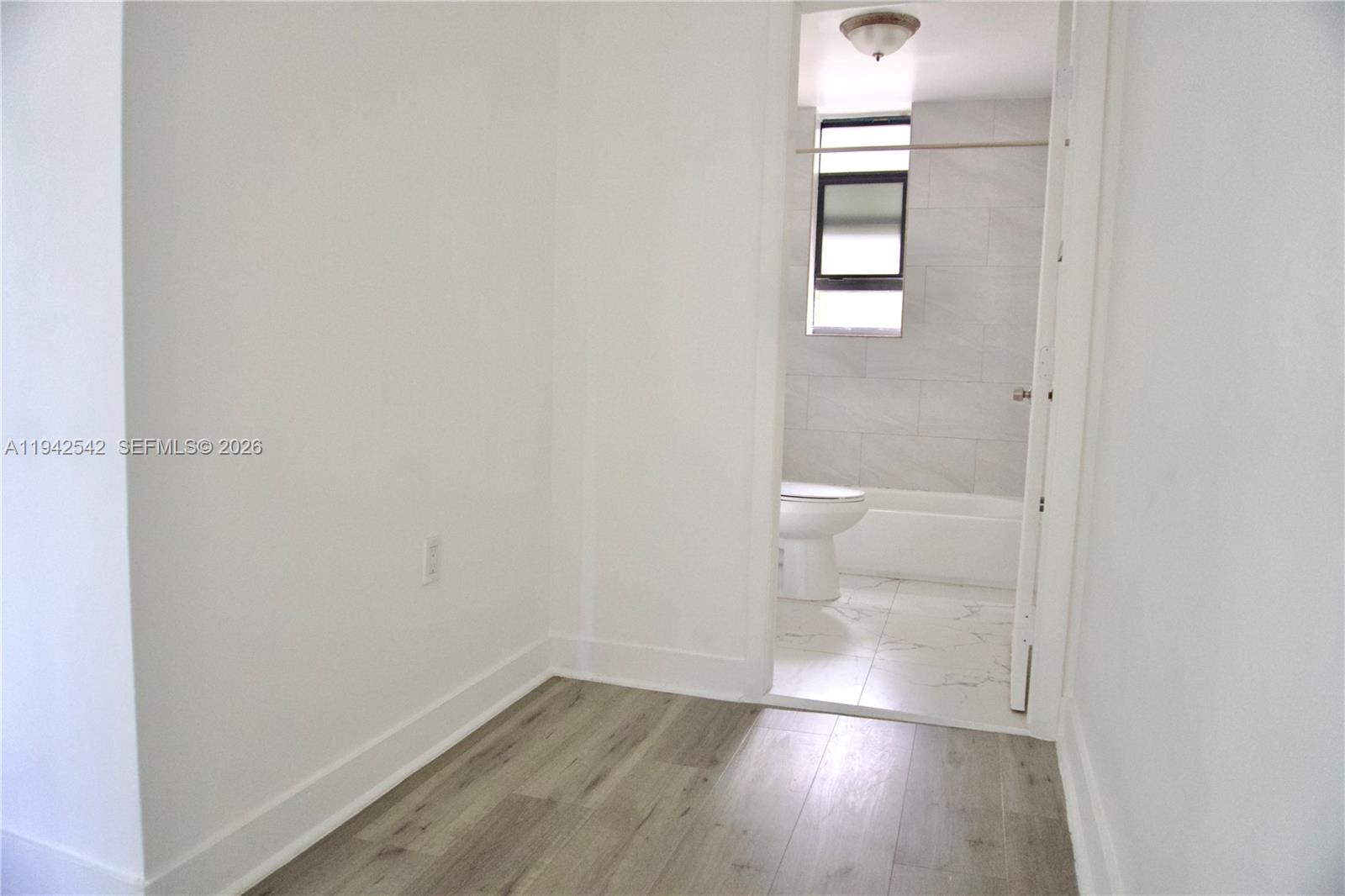 CITY OF MIAMI SOUTH - Residential Lease